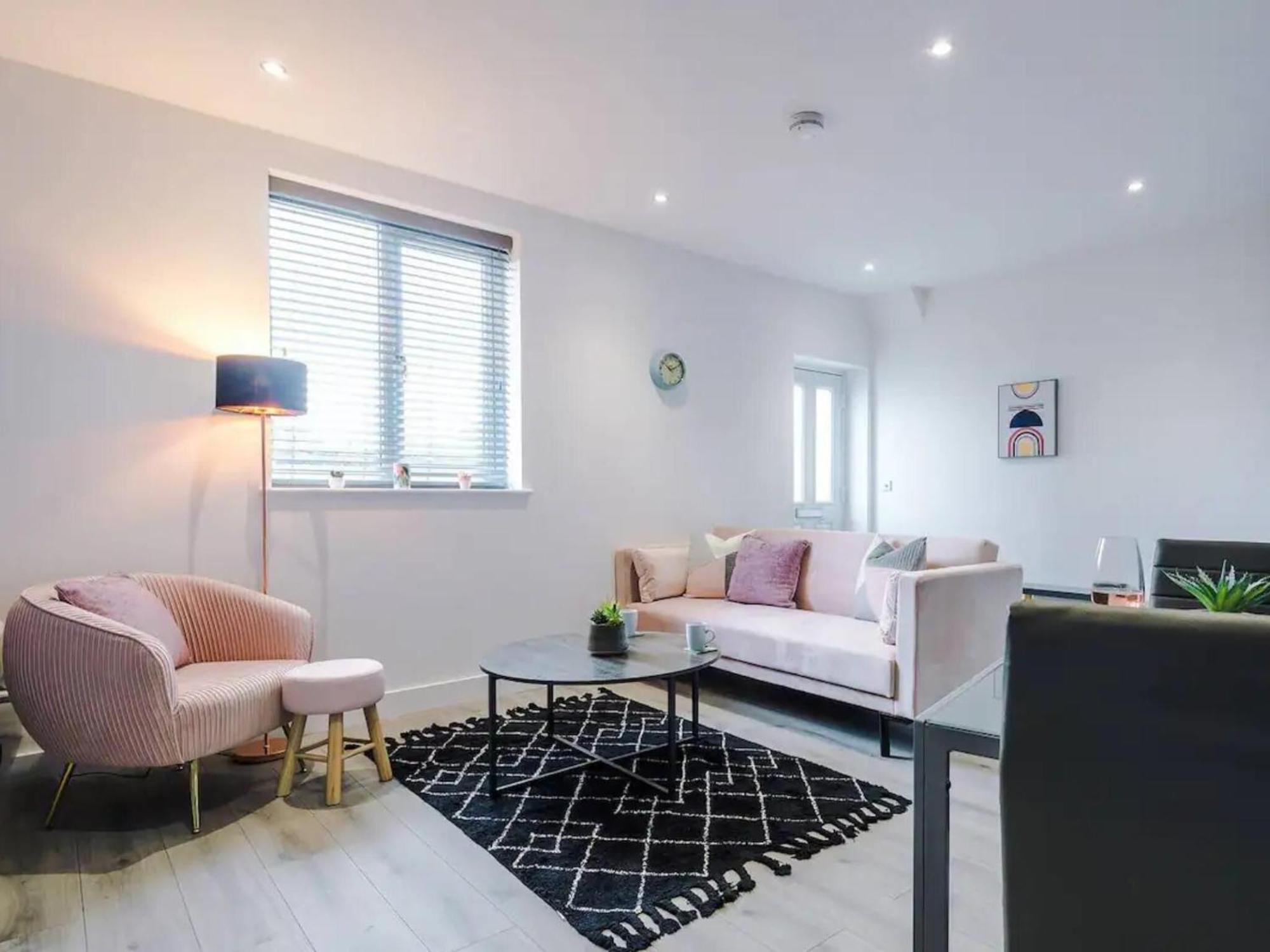 The Ecclesian Deluxe Apartments Near Trafford Centre Eccles Train Station 曼彻斯特 外观 照片