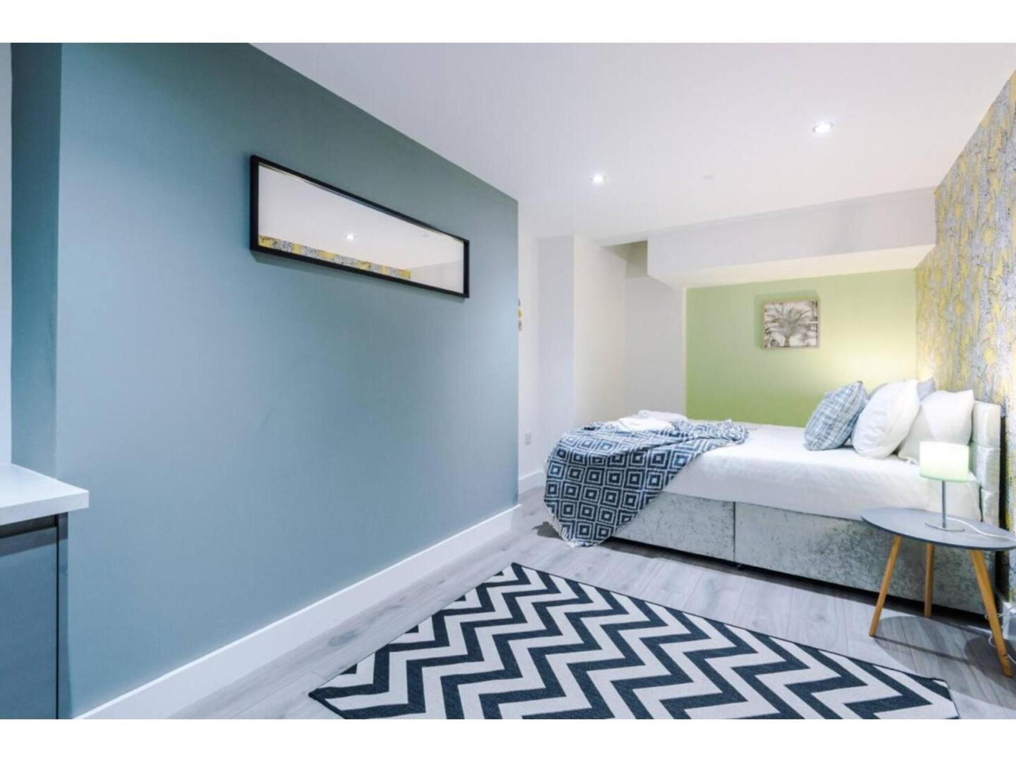 The Ecclesian Deluxe Apartments Near Trafford Centre Eccles Train Station 曼彻斯特 外观 照片
