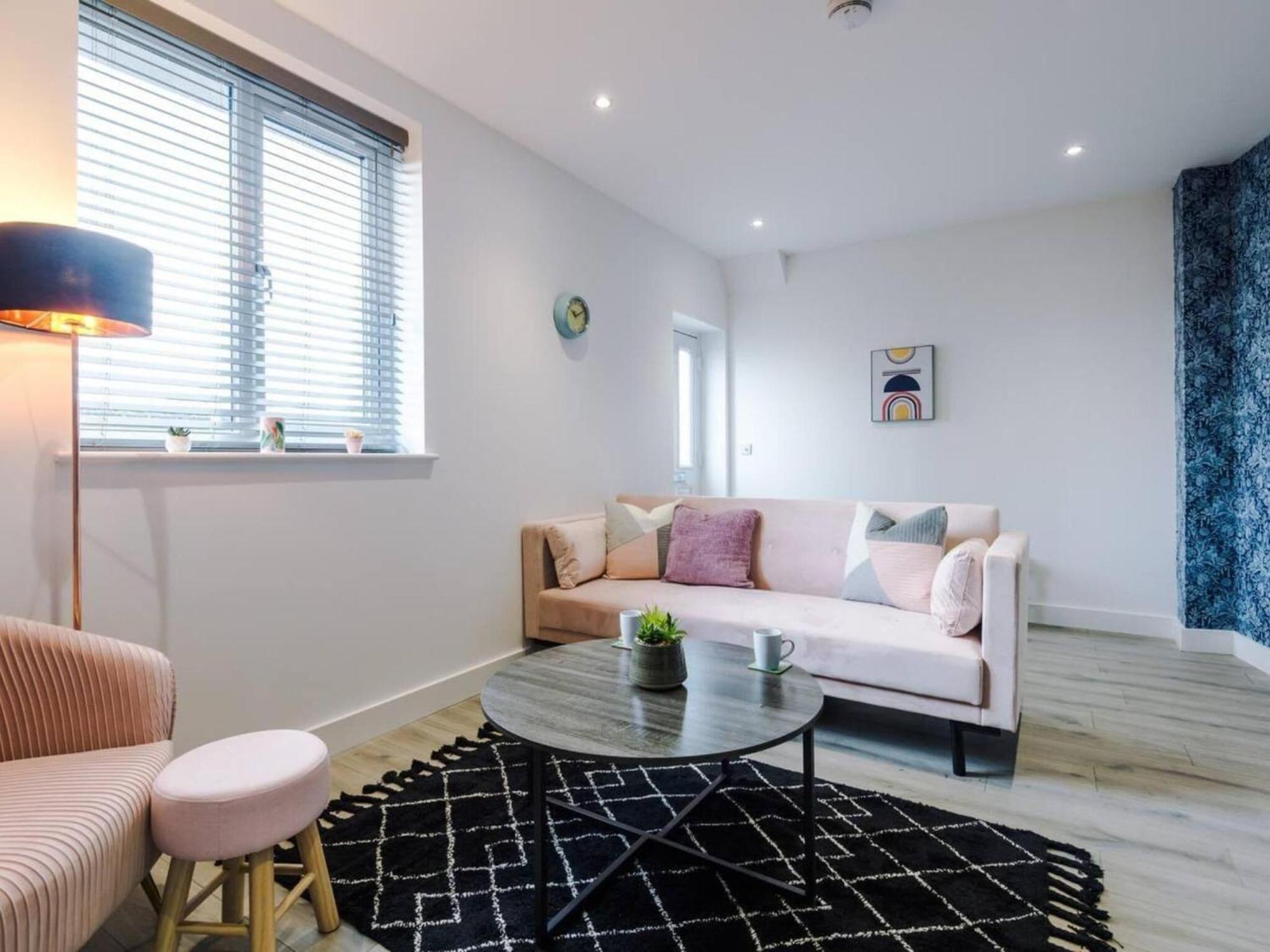 The Ecclesian Deluxe Apartments Near Trafford Centre Eccles Train Station 曼彻斯特 外观 照片