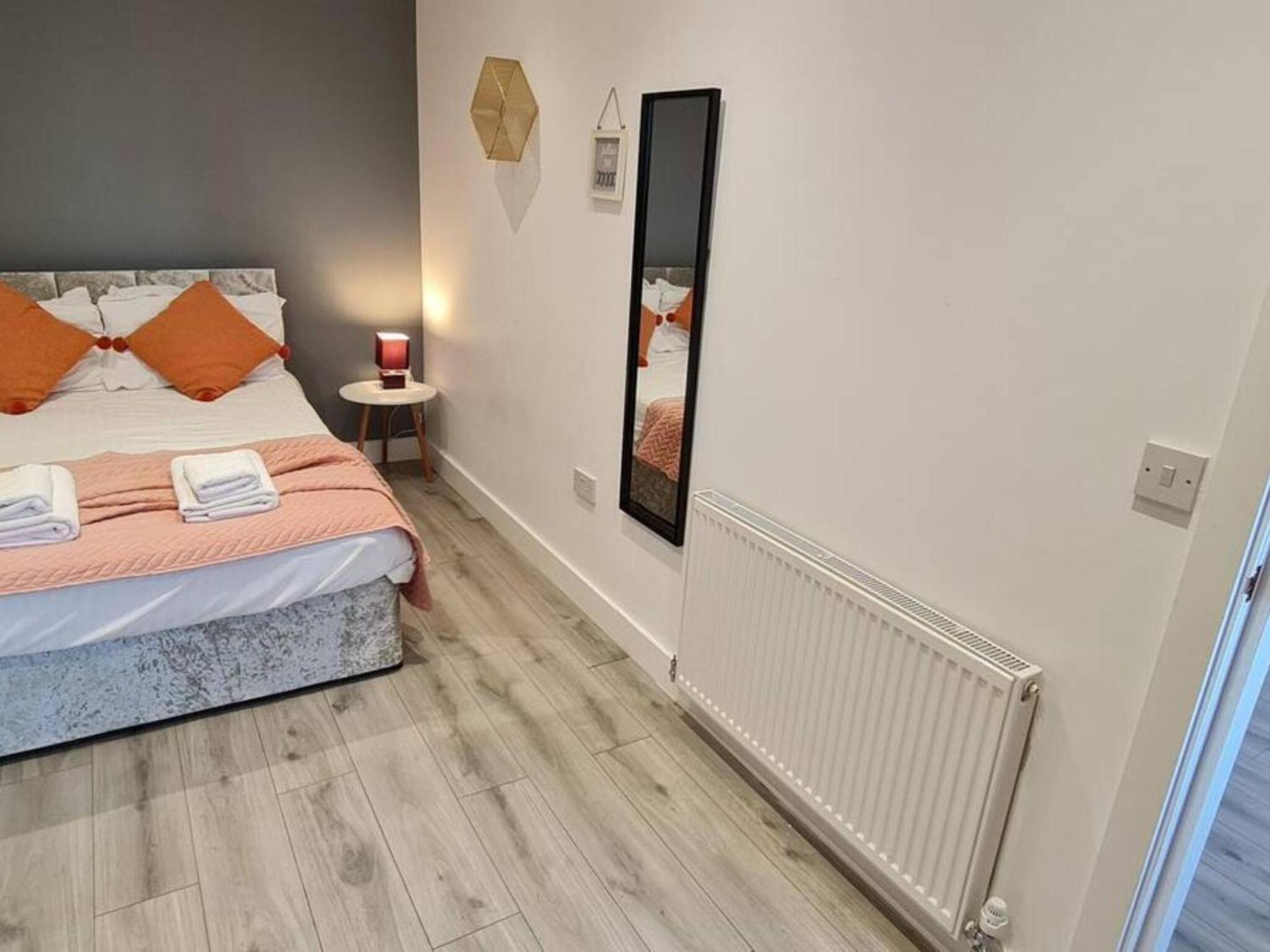 The Ecclesian Deluxe Apartments Near Trafford Centre Eccles Train Station 曼彻斯特 外观 照片
